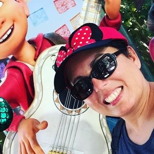 Meet your Posher, Hallie